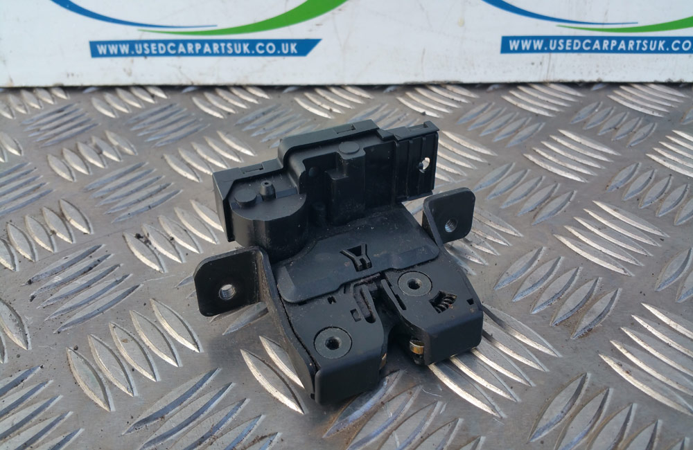 Nissan Micra K12 boot tailgate catch lock motor | Used Car Parts UK