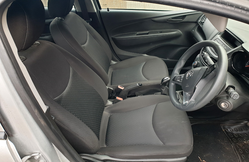 Vauxhall Viva SE Interior Car Front Seats And Back Seats 